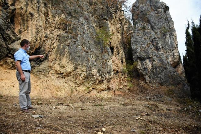 "leride planlanacak kazlara n ayak oluyoruz"  <br>  Dr. Hazel Deniz Toktay da alann ok deerli olduunu, burada almaktan heyecan duyduunu belirtti.   almann balangta  blgeyi kapsadn dile getiren Toktay, unlar kaydetti.