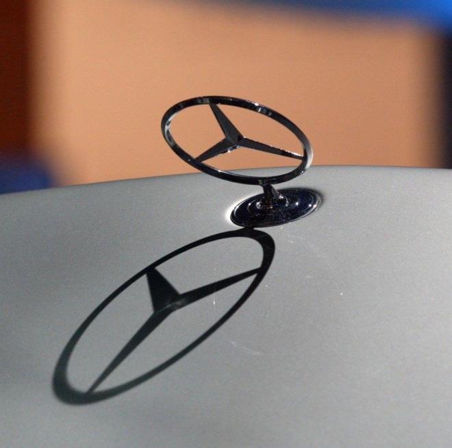 9 bin 794 adetle Mercedes Benz