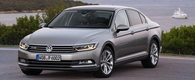 PASSAT ZRVEY BIRAKMIYOR<br>    Geen ay ikinci el online pazarda en ok tercih edilen ilk 10 markann en ok satan binek modeli sralamasnda zirve yine deimedi.  <br>  Satlarda, VW'nin Passat modeli 8 bin 296 adetle ilk srada yer ald. Passat' 6 bin 7040 adetle Renault Clio ve 6 bin 378 adetle de Ford Focus izledi.