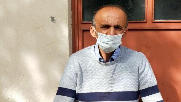 Bunun �akas� yok<br>    Berber arkada�� Hakan Cavlu da "Tar�k, vir�se kar�� �ok dikkatliydi, davetiyesine bile uyar� yazm��t�. Nas�l oldu ben anlamad�m, koronavir�s oldu�unu ��renince �ok �a��rd�m. �nsanlardan uzak durur, hep d��ar�da otururdu. Sonra hayat�n� kaybetti�ini ��rendik. �ok �z�ld�k, bizi de hemen karantinaya ald�lar. Herkesin dikkatli olmas� laz�m, bunun �akas� yok. Maske takmayan insanlar var" diye konu�tu.