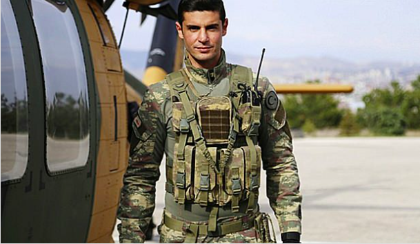 Ancak Kutalm�� Pa�a timin bu iste�ine �nce kar�� ��ksa da sonra beklenmedik hamlesiyle herkesi �a��rt�r. Gerilim gittik�e t�rman�rken Kopuz Albay ve Ka�an Y�zba�� i�in art�k �ok az zaman kalm��t�r…