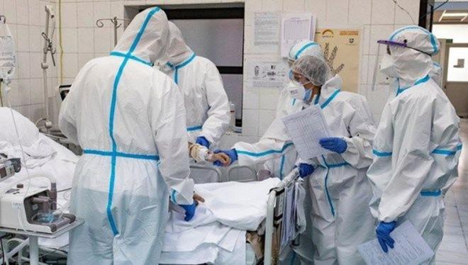 10 bin kiinin testlere katlacak: Bununla birlikte aratrmaclar, BCG asnn corona virse kar etkisinin incelendii klinik deneylerin  ngiltere, Avustralya, Hollanda, spanya ve Brezilya'da srdn ve toplamda 10 bin kiinin testlere katlacan belirtti.  almalarda corona virse maruz kalma olaslklar daha yksek olduundan salk ve bakm alanlarna odaklanlaca ve bylece  ann etkili olup olmadnn daha abuk anlalaca vurguland.