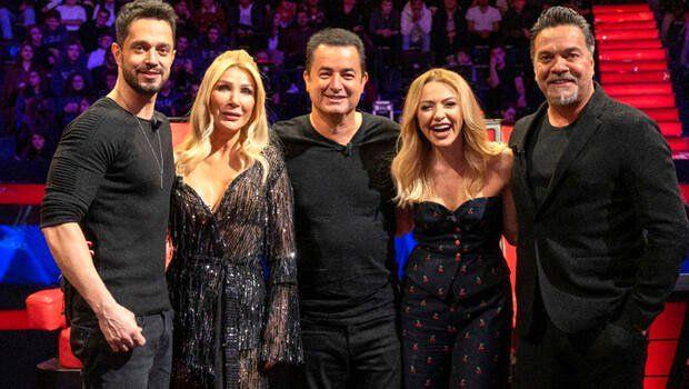 Beyazt ztrk, karantina dnemini herkes gibi evinde geirdiini anlatarak "Ben de evde yemek, ekmek yapanlardanm. ok gzel yaprak sarmay rendim. Yeteneklerimizi kefetme anlamnda etkili bir dnem oldu" diye konutu.