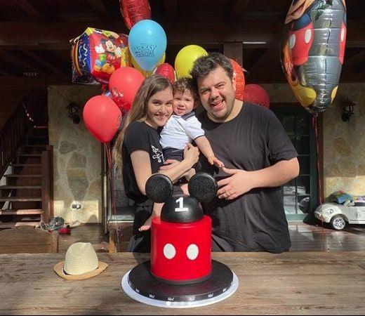 Eser Yenenler ise paylamnda, "Kuzey ile anlamlandrdmz hayatmz artk daha anlaml hale geliyor .. Kuzey emmi abi oluyor" notunu dt. ift getiimiz hafta Kuzey'in birinci ya gnn kutlamt.