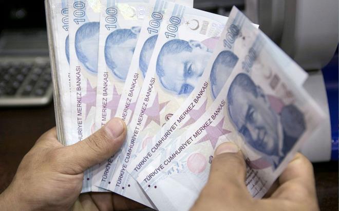 Gemiteki yaplandrmaya benzer<br>    Dzenlemeyi duyuran Ak Partili Mu&#8217;un aklamasna gre de gemite yaplan yaplandrmalara benzer bir almann sz konusu olduu sonucu kt.