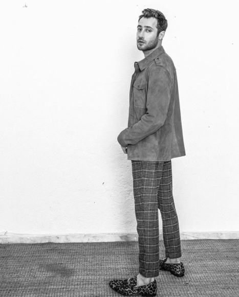 nl oyuncunun hayranlar, Ozan Dolunay'n yeni imajn grnce oke oldu.