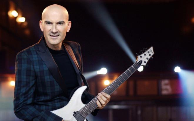 50 yandaki sevilen arkc Altay'n Covid-19 test sonucunun pozitif kt ortaya kt. Getiimiz hafta 'ki Satr' adn verdii single'n yaynlayan Altay'a nazar dedi.