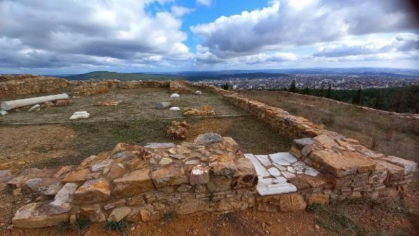 Konumasnn devamnda Keskin "Kurullarn vermi olduu kararlar dorultusunda almalarmz tamamladk. evre dzenlemesini bitirip, halkmzn hizmetine sunmu olacaz. Kltr mirasna zarar vermek, restoran, kafe amak gibi bir derdimiz hibir zaman olmad. Uzun bir zamandr zerinde altmz byk bir projeydi, tamamland&#8221; dedi.
