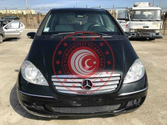 2006 model Mercedes / 155 bin km / hale biti tarihi: 27 Ekim 2020 / hale fiyat 91 bin TL.