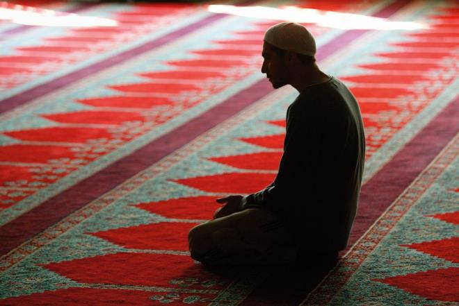 &#1587;&#1615;&#1576;&#1618;&#1581;&#1614;&#1575;&#1606;&#1614; &#1575;&#1604;&#1604;&#1607;&#1616; &#1608;&#1614;&#1575;&#1604;&#1618;&#1581;&#1614;&#1605;&#1618;&#1583;&#1615; &#1616;&#1604;&#1604;&#1607;&#1616; &#1608;&#1614;&#1604;&#1575;&#1614; &#1575;&#1616;&#1604;&#1607;&#1614; &#1575;&#1616;&#1604;&#1575;&#1617;&#1614; &#1575;&#1604;&#1604;&#1607;&#1615; &#1608;&#1614;&#1575;&#1604;&#1604;&#1607;&#1615; &#1575;&#1614;&#1603;&#1618;&#1576;&#1614;&#1585;&#1615; &#1608;&#1614;&#1604;&#1575;&#1614; &#1581;&#1614;&#1608;&#1618;&#1604;&#1614; &#1608;&#1614;&#1604;&#1575;&#1614; &#1602;&#1615;&#1608;&#1617;&#1614;&#1577;&#1614; &#1575;&#1616;&#1604;&#1575;&#1617;&#1614; &#1576;&#1616;&#1575;&#1604;&#1604;&#1607;&#1616; &#1575;&#1604;&#1618;&#1593;&#1614;&#1604;&#1616;&#1609;&#1617;&#1616; &#1575;&#1604;&#1618;&#1593;&#1614;&#1592;&#1616;&#1610;&#1605;&#1616; "Sbhnallhi vel-hamd lillhi ve l ilhe illallh vallh ekber. Ve l havle ve l kuvvete ill billhil-aliyyil-azym" Tesbih namaznda her rekatte okunan tesbih adedi 75'dir. Drt rek'atte 300 tesbih okunmu olur.