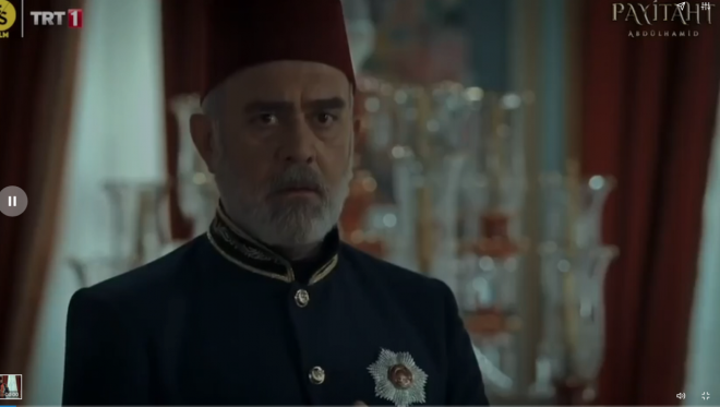 Olayn ardndan Fransa'da Mslmanlara ynelik basklar artt. Fransa Cumhurbakan Emmanuel Macron Mslmanlar hedef gsteren aklamalarda bulunmutu.