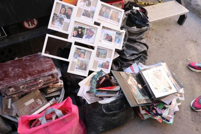 ZMR'de yaanan depremin ardndan onlarca vatandamz hayatn kaybetti, yzlerce kii de yaraland. Deprem sonras yklan binalarn enkaznda AFAD arama kurtarma ekiplerinin almas aralksz sryor.