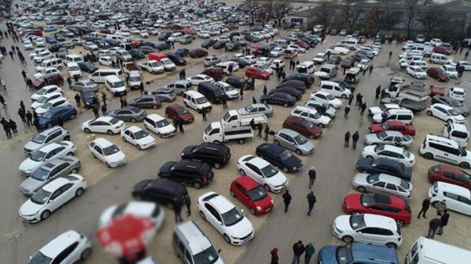 Neler yaand: Trkiye'de 2019'un son eyreinden itibaren yaanan stok sorunu devam ediyor. Mart-nisan aylarnda pandemi nedeniyle fabrikalarda retimin durmas ara tedariki sorununu bytt.