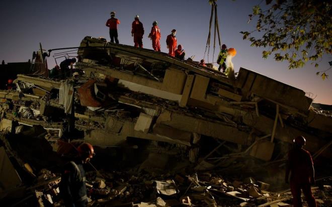 "Bu belirttiim zonlarn 7 ve 7'nin zerinde deprem yaratmas sz konusu olabilir."