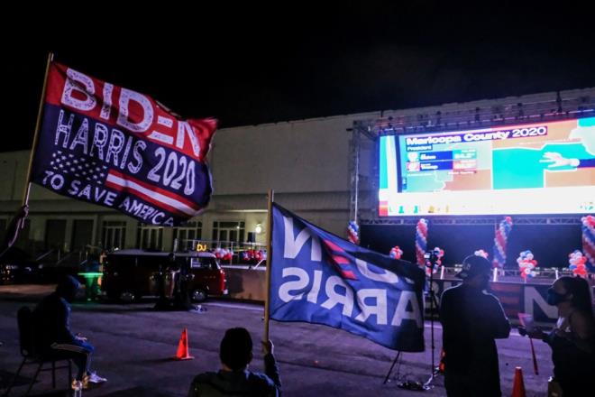 lkede eyaletler aras dengeye bal olan seimde hangi eyaletten kimin seimi kazand byk nem tayor. ABD Bakan'nn kim olaca, Michigan ve Pensilvanya'daki seim sonularna gre belli olacak. Toplamda 50 eyaletin bulunduu lkede, eyaletlerdeki son durum... Hangi eyalette ipi hangi aday gsledi?