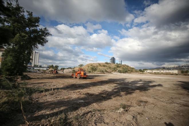 Gece de sren almalar tamamlandnda, sosyal donatlaryla birlikte bin konteyner hizmete alnm olacak.