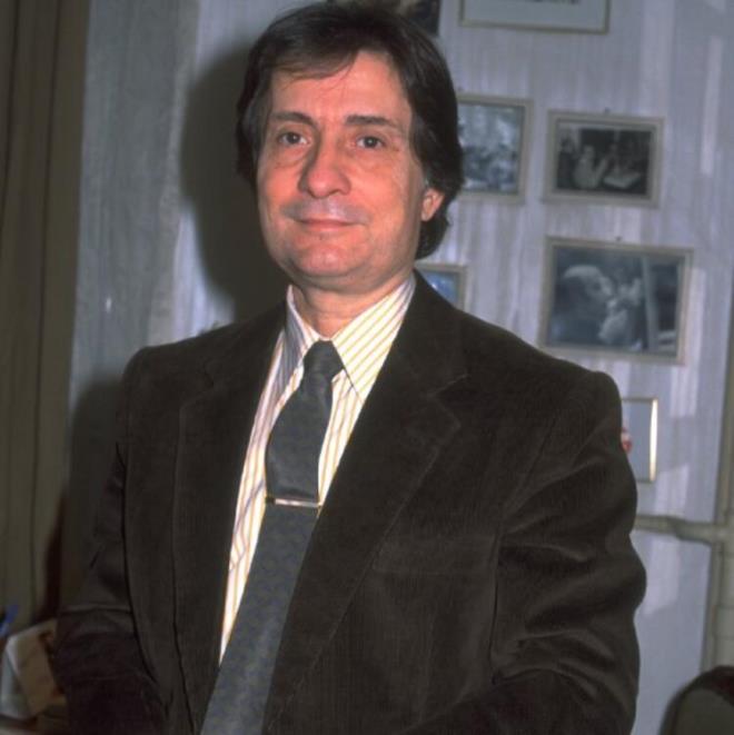 MAHSUN KIRMIZIGL  ok deerli usta mzisyen Timur Seluk vefat etmi. ok zldm. lkemiz ok deerli bir mzik adamn kaybetti. Ailesine ve sevenlerine sabrlar dilerim.