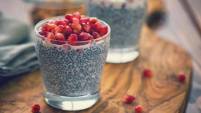 8- Antioksidan deposu olmas dolaysyla nar suyu hcreler zerinde byk etkiler yaratarak kadnlarda dourganla katk sunar.