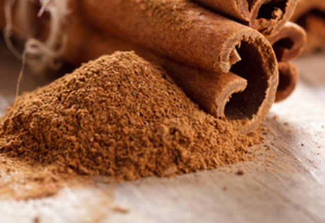 Tarn, yemeklerde, tatllarda ve ieceklerde kullanlyor. Tarnn kan ekerini dzenledii biliniyor. Ancak yaplan birok aratrma sonucunda tarnn beyin zerinde de olumlu etkileri olduu kantland. Zihninizi dzenleyip, konsantrasyonunuzu artran tarn hafzay da glendiriyor.