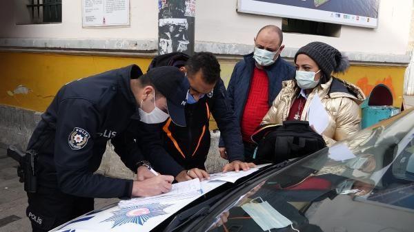Denetimler artrlsa daha iyi olur: Sigara kullanan bir baka vatanda ise, "Biz sigara tiryakilerinin kt bir alkanl bu maalesef. Otobsten iner inmez sigara yakyoruz. Doru bir uygulama olduunu dnyorum ancak kafelerde daha fazla iiliyor oradaki denetimler artrlsa daha iyi olur" ifadelerini kulland.