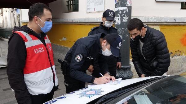 Yasaa uyacam: Yasaktan haberdar olmayan ve sigara kullanan Abdullah Erzen ise "Yasaktan haberim yoktu. Gzel bir karar. Ben de dahil olmak zere evreyi kirletiyoruz. Yasaa uyacam ve darda imeyeceim" eklinde konutu.