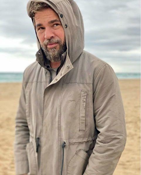 Yapmcln ES Yapm'n stlendii dizi Barbaros iin henz bir aklama gelmedi, bekleyi sryor. Barbaros Hayrettin Paa'nn hayatn konu alacak dizinin barol iin daha nce aatay Ulusoy seilmi fakat son olarak Engin Altan Dzyatan'n dizinin barolnde olaca sylenmiti.