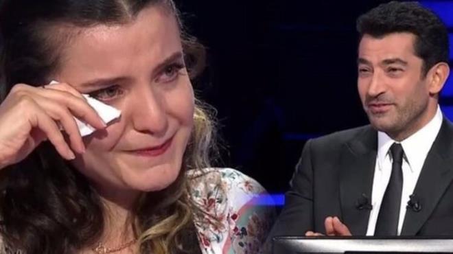 itme cihaznn sadece mekanik sesleri alglamasnda etkisi olduunu syleyen Buket Ela Demirel Erol insanlar dudak okuma becerisi sayesinde anladn belirtti.