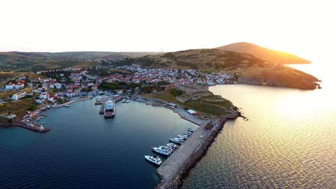 anakkale Umumi Hfzsshha Kurulunca yaplan toplantda, kent genelinde corona virs salgnyla ilgili durum deerlendirildi.