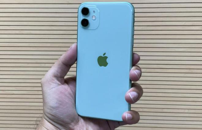 iPhone 11 - 64 GB<br>  Eski fiyat: 7.299 TL  <br>  Yeni fiyat: 7.999 TL  <br>  Fark: 700 TL