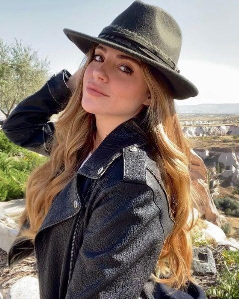 Hrriyet'in haberine gre Eybolu, ajansn haberi olmadan ''Payitaht Abdlhamid'' adl dizide rol almaya balaynca Erberk Ajans&#8217;n avukatlar stanbul Asliye Hukuk Mahkemesi&#8217;ne dava at.