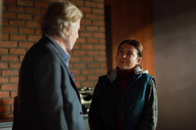 Her eyini kaybeden, kendisini ldrme cesareti olmayan Sadri, bu ii bir bakasnn yapmasn ister.  aresiz kalan Suna da olunu kurtarmak iin para karlnda Sadri&#8217;yi ldrmeyi kabul eder. kinci blmde Suna, Sadri'yi ldrecek ve iler bambaka bir hal alacak.