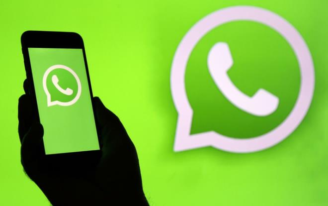 WhatsApp'ta deiim tm hzyla devam ediyor. 2 milyar akn kullancs bulunan uygulama neredeyse her gn yeni bir zellii ile gndeme geliyor. Koronavirs salgnyla birlikte gncellemeler ve yeni zellikler konusunda iyice gaza basan WhatsApp, kullanclarn iine yarayacak iki yeni zelliini test ediyor.