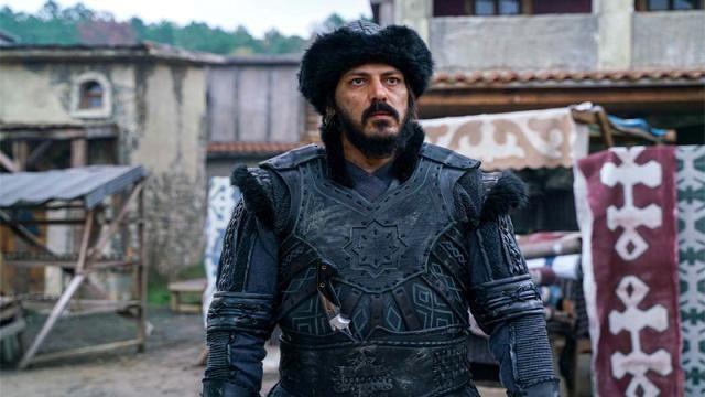 Zabit Samedov'un "Kurulu Osman" kadrosunda yer almas zellikle Trk dnyasnda heyecan yaratrken, nl kick boksunun kadroya katldn dizinin yapmcs, senaryo yazar ve proje tasarmcs Mehmet Bozda, sosyal medya hesaplarndan u szlerle duyurdu: