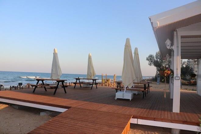 Arter, Mara'n kapal olan ksmlarnn temizlenmesiyle ilgili almalarn da devam ettiini, oralarn da statsnn deitirilerek ziyarete almasnn idari bir konu olduunu ifade etti.