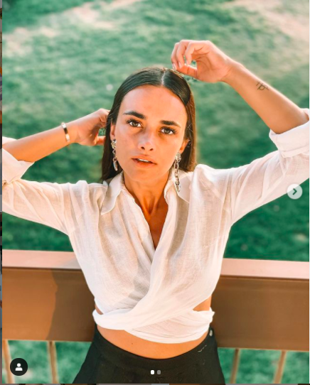 Dizinin senaryosunu deitiren isim ise gzel oyuncu Hande Soral olacak. Hande Soral Bir Zamanlar ukurova kadrosuna katlan yeni oldu. Soral dizinin ekimleri iin haftaya Adana'ya gideceini aklad.