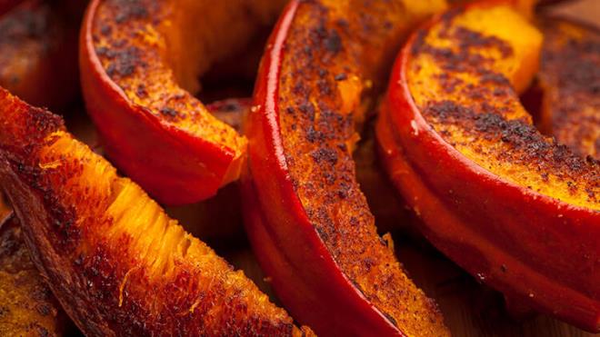 Enfeksiyon hastalklarnda genel olarak vcudun enerji gereksinimi artmaktadr. nk ate bu hastalklarda sk grlen bir bulgudur. Vcut ssnn 1 derece ykselmesi ise bazal metabolizma hznda %10-12 orannda bir art getirmektedir.