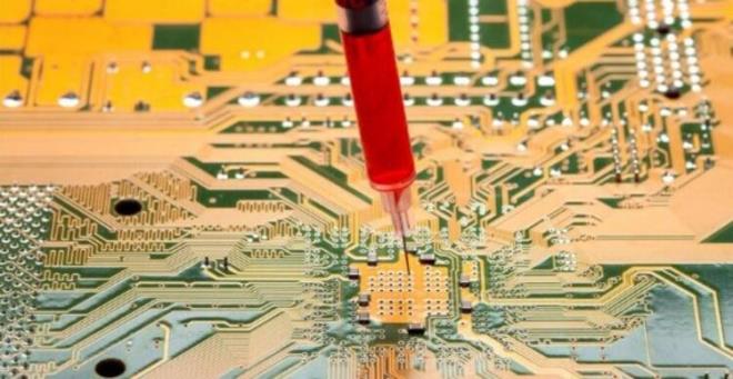 BLL GATES VE MKROP DDALARI  Bir sonraki sylenti ise tm dnyay saran bir komplo teorisi.