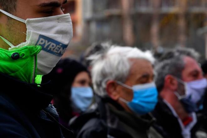 Microsoft'un kurucusu Gates'in ad, salgn sresince birok sylentide zikredildi. Bunda Gates'in a almalar ve halk sal alannda yardm almalarna destek vermesi de etkili oldu.