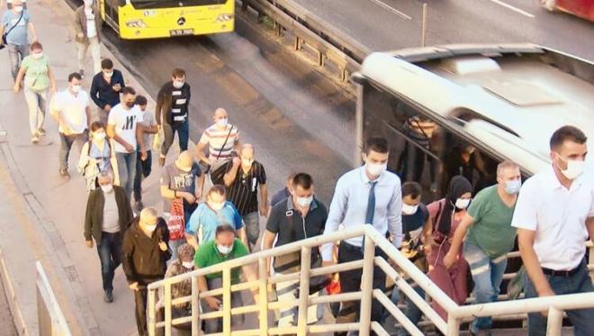 Getiimiz hafta iinden balayan sokaa kma kstlamasna vatandalarmzn byk destek verdiini gzlemledik. Byk uyum salayan vatandalarmza teekkr ediyorum. Etkili korunma tedbirlerinin uygulanmas konusunda srarcyz. nk henz bu pandemiden kurtulabilmenin baka bilinen bir yolu yok.