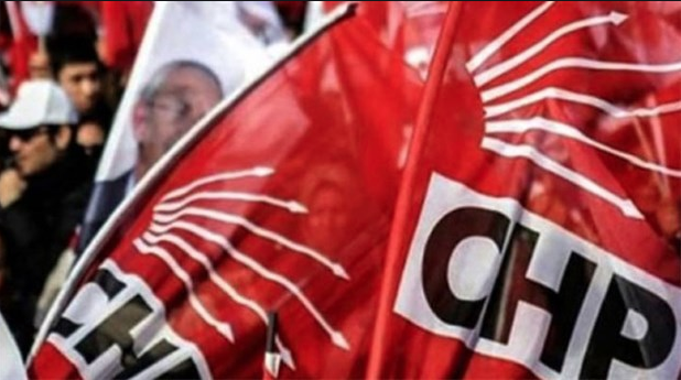 Cumhurbakanl'na aday olaca sinyalini veren Kemal Kldarolu'nun genel bakanlndaki CHP ise yzde 26.7 ile klasik oy oranna yakn bir sonu ald.