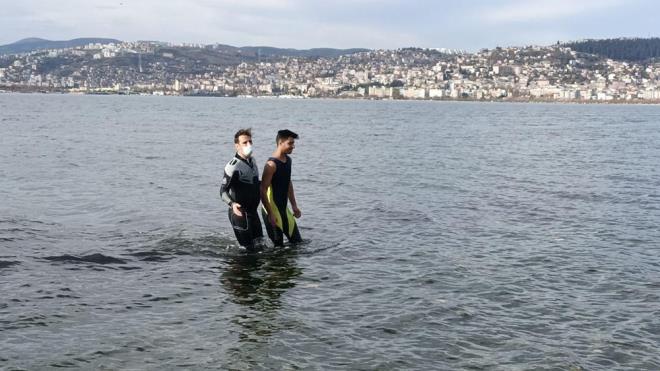 Bunun zerine blgeye dalg polisler sevk edildi.