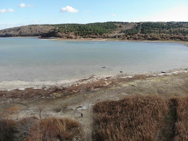 10 YILIN EN DK SEVYES  stanbul Su ve Kanalizasyon daresi (SK) verilerine gre 3 gn nce yzde 22,15 olan doluluk oran bugn itibariyle yzde 21 seviyesine kadar indi. Bu seviye son 10 yln en dk seviyesi olarak kaytlara geti.