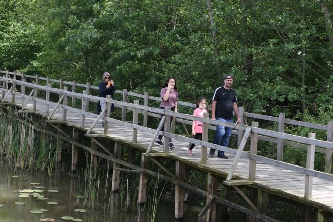Ylmazer, hafta ii kalan misafirlerin ATV, at binme, glde sandal gezintisi, fayton gezisi ve doa yryleri gibi aktiviteler yapabildiini szlerine ekledi.