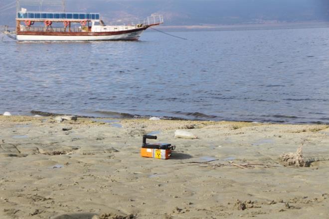 Glle, "lk tespitlerimize gre kabarcklarn oldu alanda gazla kark su k olduunu belirledik. Bu tr kaynaklardan Burdur Gl kenarnda bir sr mevcut, yllardr gzlemlediimiz bir durum." ifadesini kulland.