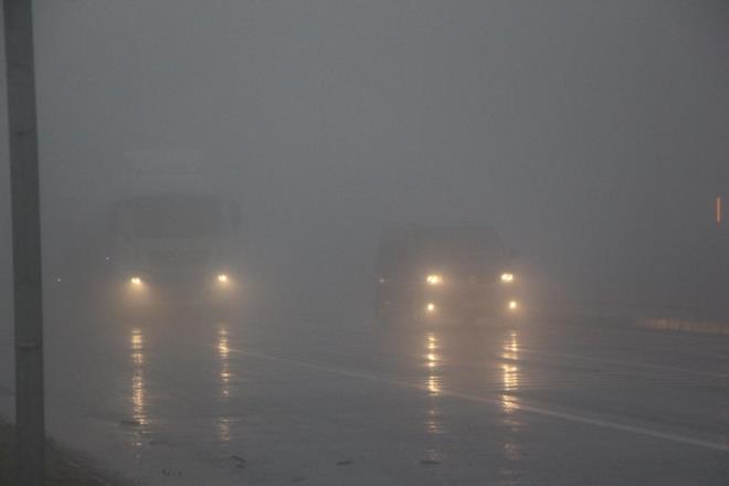 stanbul ve Ankara'y birbirine balayan Bolu Da'nda sis etkili oluyor.