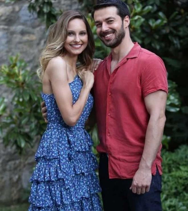 Dizi ekibinin son ekimleri de tamamladktan sonra haftaya stanbul'a dn yapaca renildi.