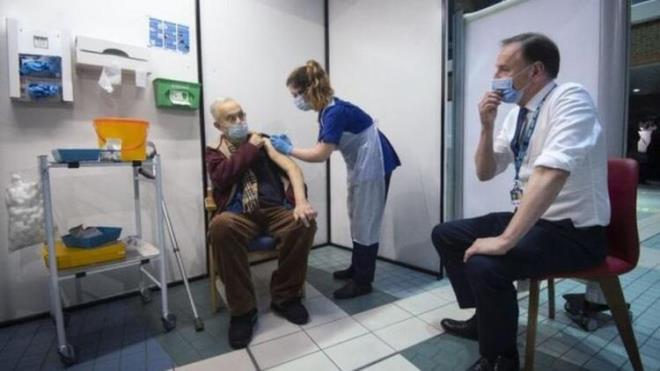 Orta yal olduu belirtilen fakat kimliine ilikin haberde bir bilgi bulunmayan kiinin salk durumunun iyi olduu belirtildi.