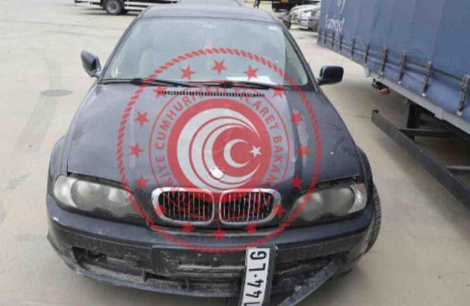 2000 BMW 318C/ hale fiyat: 94 bin TL