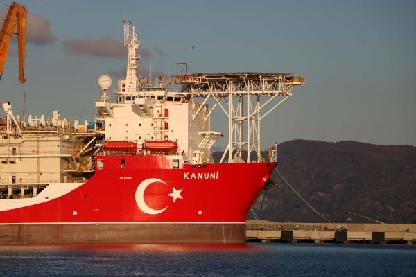  gc buraya gelmedi: Blge iin frsat olduunu belirten Prof. Dr. Yldrm " gc buraya gelmedi ve gler balad. Ancak bunun tersine dnmesi iin buras bir frsat. Sadece Zonguldak iin deil, blge iin de bu bir frsat. Tm ehrin, sivil toplum rgtlerinden sanayi odalar valilik ve tabii ki niversitenin bu deiime hazrlk yapmas gerekiyor diye dnyorum" eklinde ifade etti.