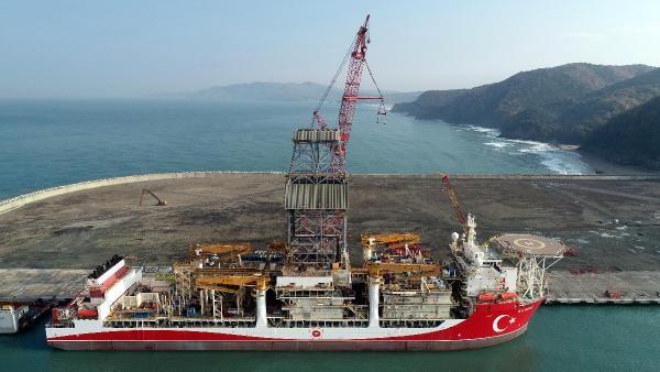 alma hazrlanyor: Doal gazn karaya nereden ve nasl karlaca konusunda henz resmi bir aklamada olmasa da Filyos Liman'ndan karlmasnn planlamalar dahilinde olduu ve buna gre bir alma hazrland renildi.